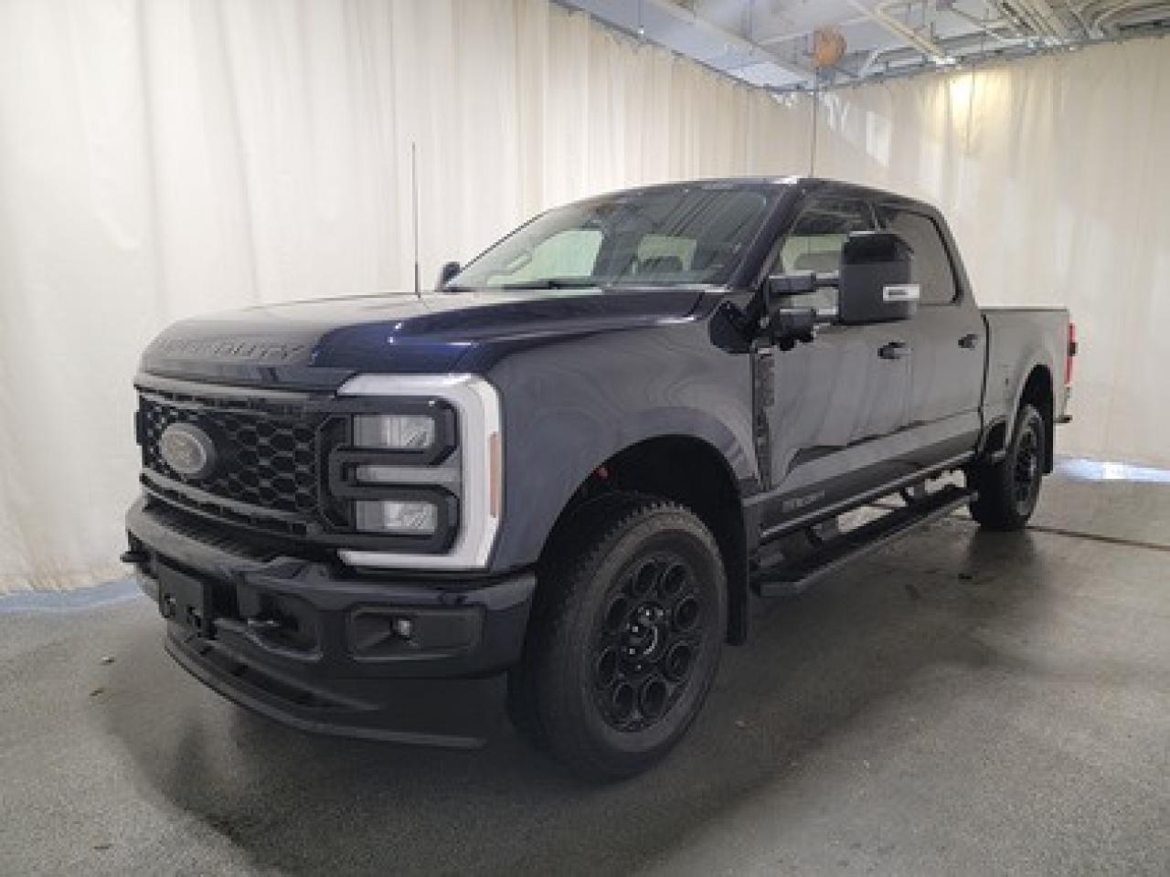 New 2025 Ford F-250 LARIAT for sale in Regina, SK