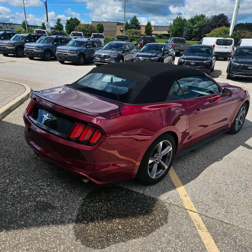 2017 Ford Mustang V6 Photo4