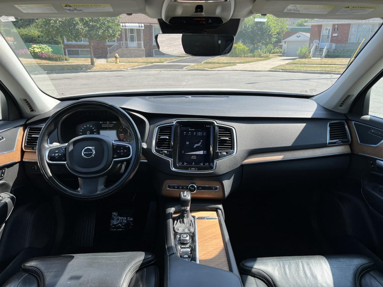 2018 Volvo XC90 T6 Inscription AWD - Photo #15