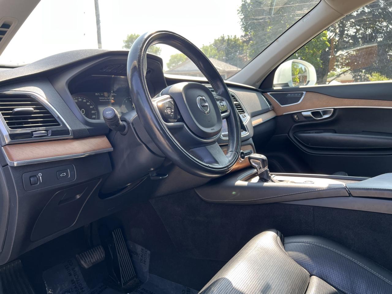 2018 Volvo XC90 T6 Inscription AWD - Photo #17