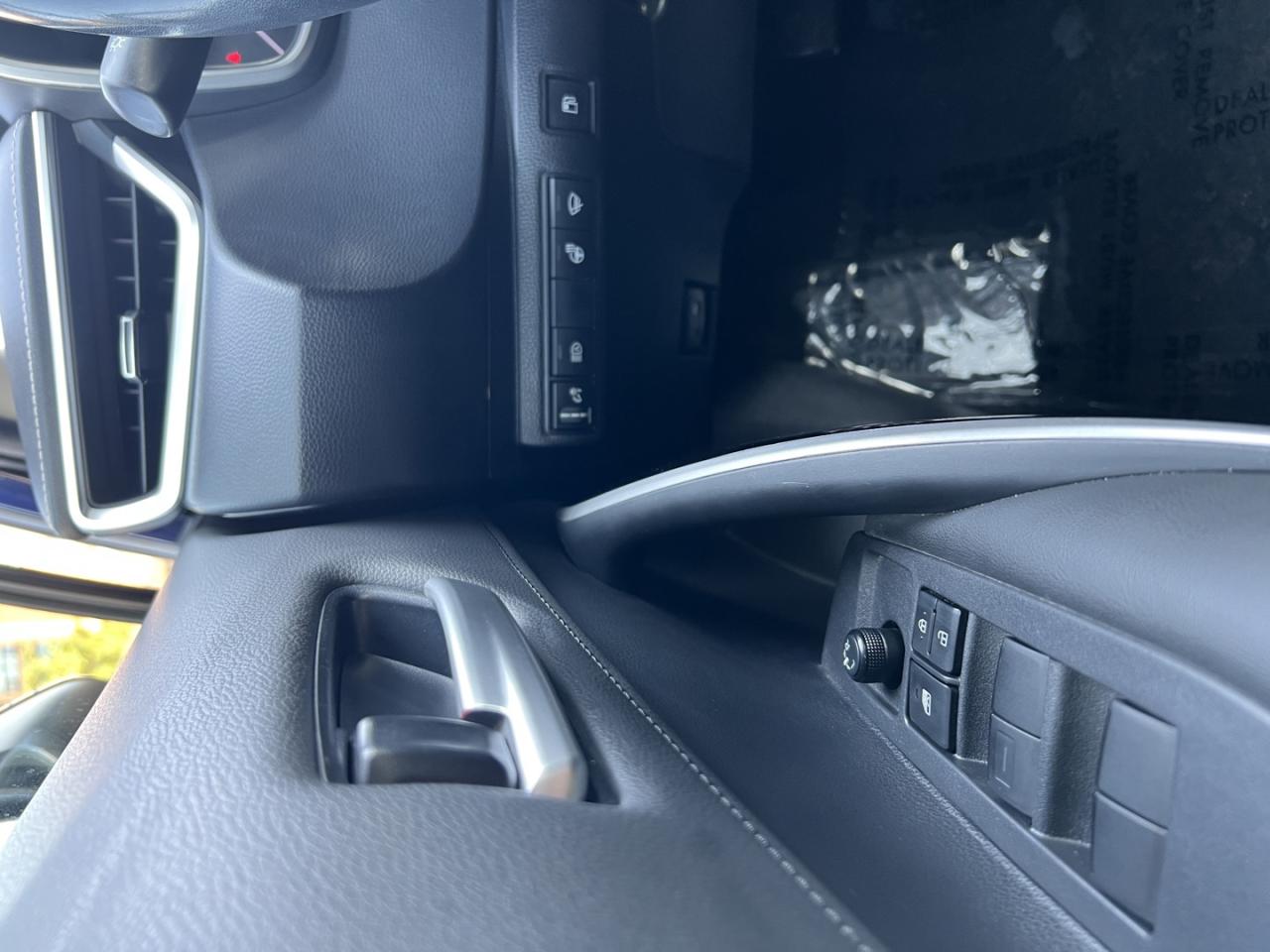 2020 Toyota Corolla Hybrid - Photo #21