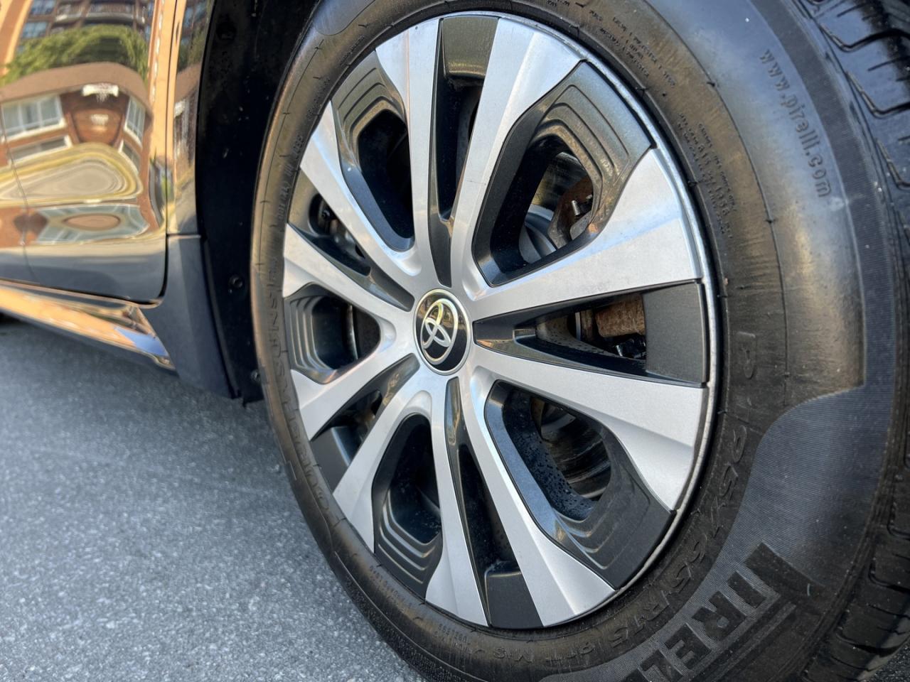 2020 Toyota Corolla Hybrid - Photo #24
