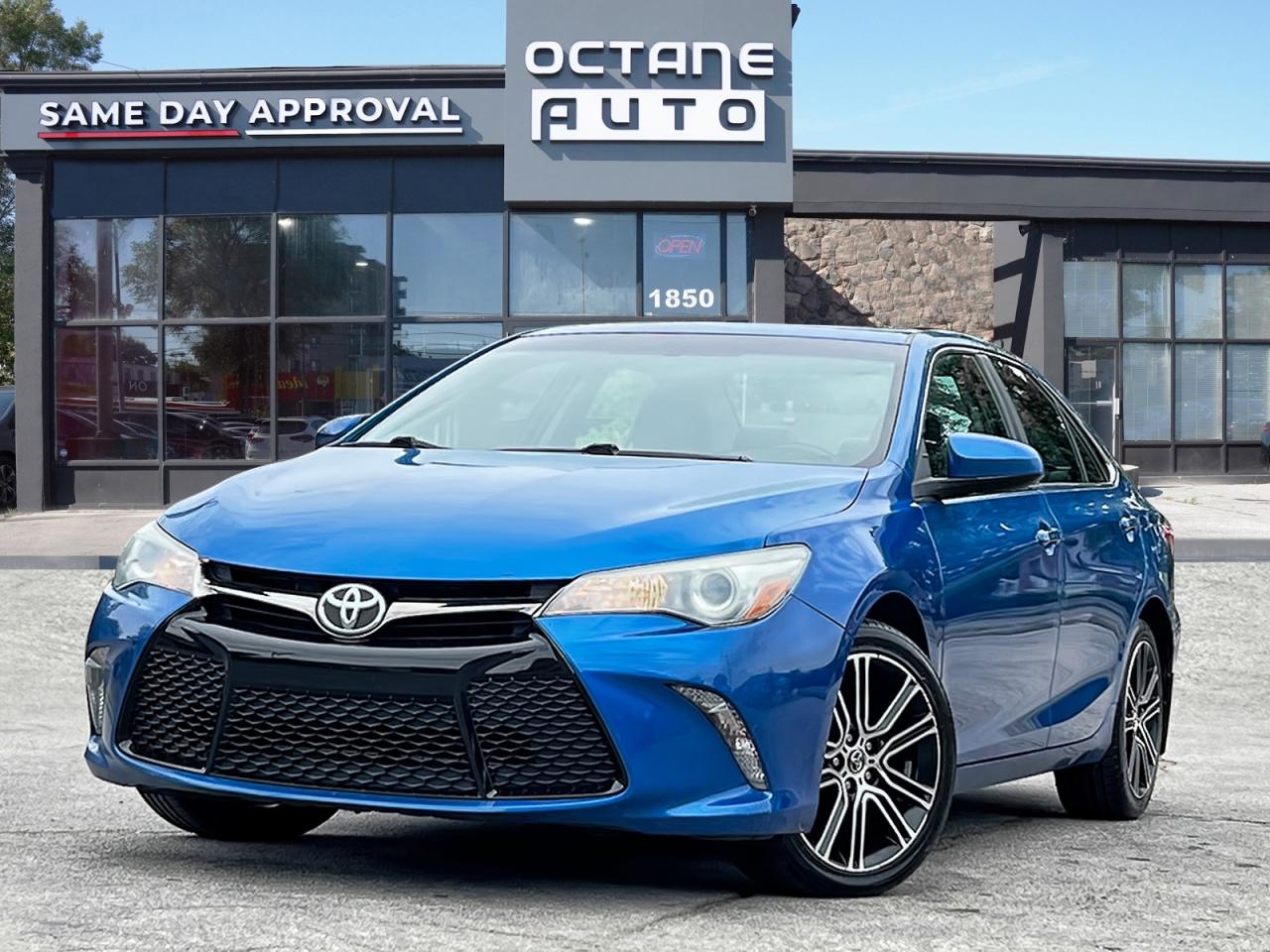 Used 2016 Toyota Camry SE for sale in Scarborough, ON