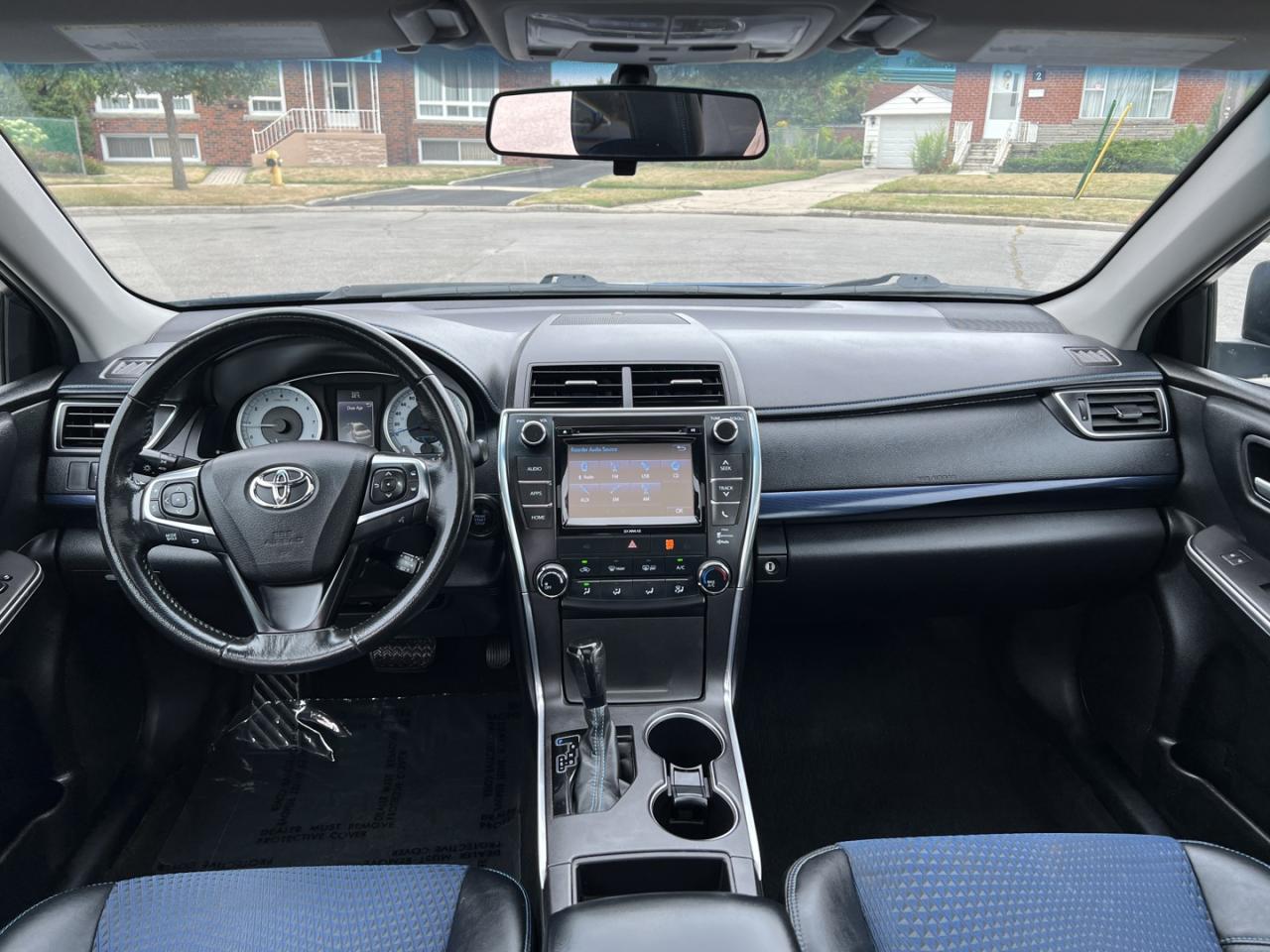 2016 Toyota Camry SE - Photo #12