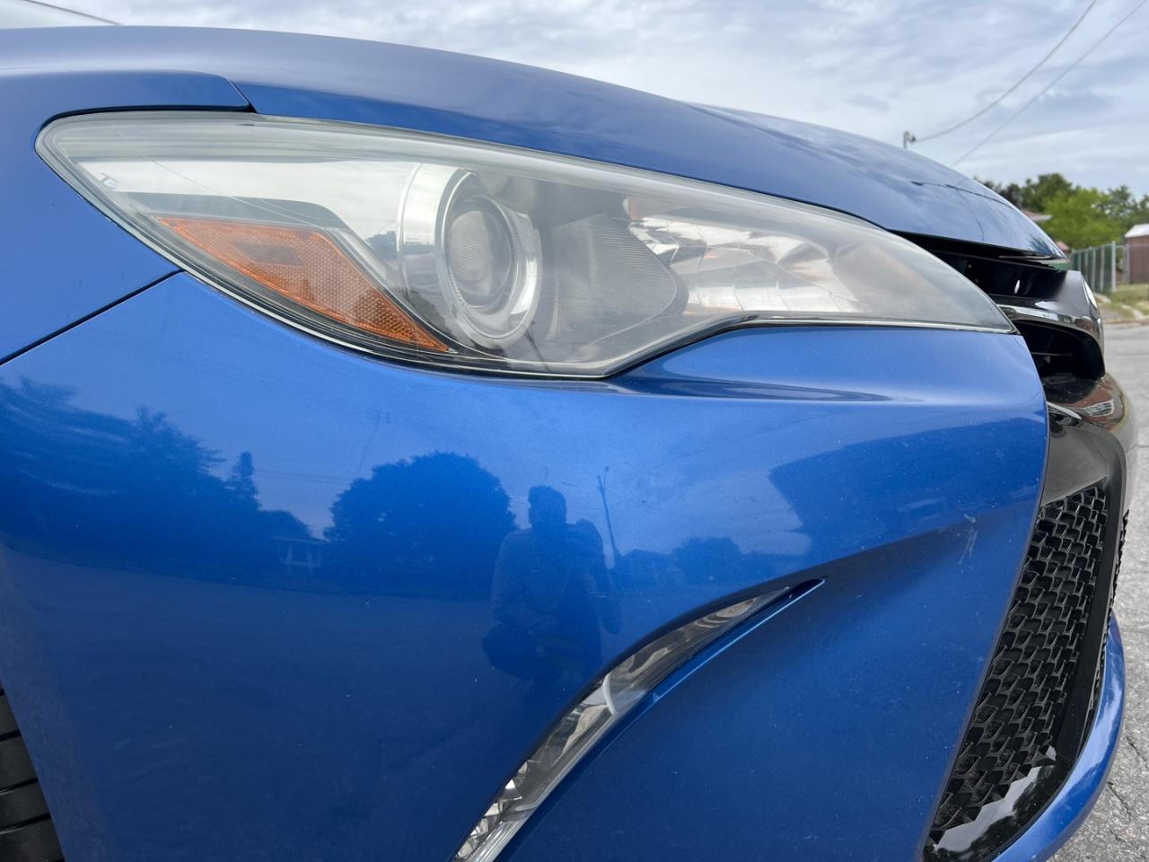 2016 Toyota Camry SE - Photo #25