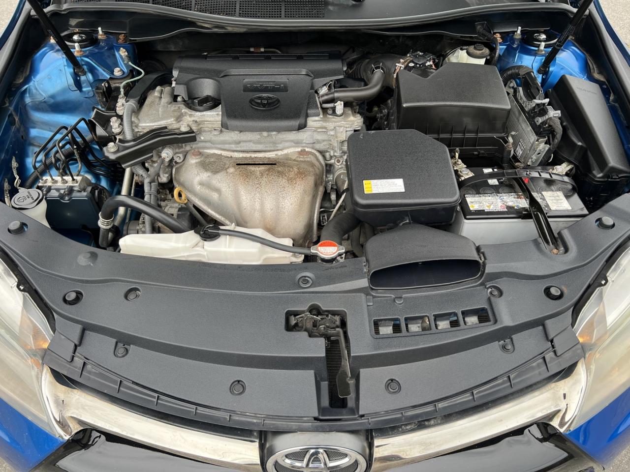 2016 Toyota Camry SE - Photo #24