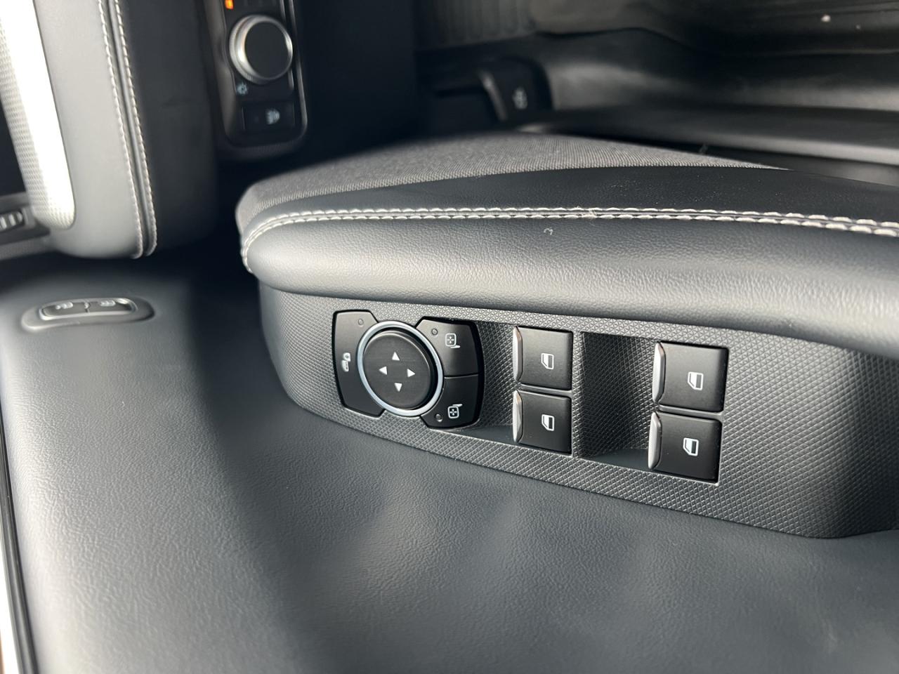 2022 Ford Mustang Mach-E Select AWD - Photo #22