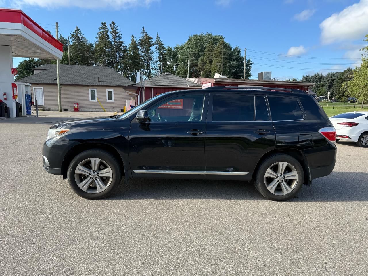 2012 Toyota Highlander XLE 4x4 backup camera heated seats - Photo #15