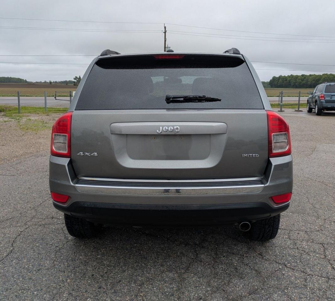 2012 Jeep Compass LIMITED - Photo #4