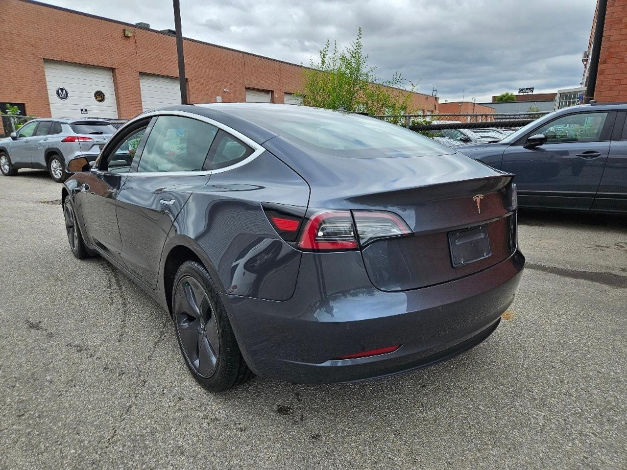 2019 Tesla Model 3 STANDARD RANGE PLUS-AUTOPILOT-CERTIFIED Photo