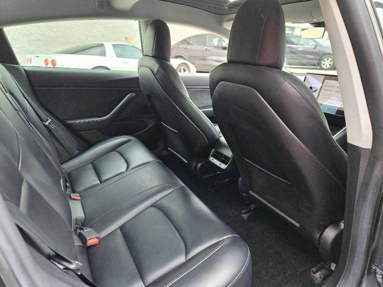 2019 Tesla Model 3 STANDARD RANGE PLUS-AUTOPILOT-CERTIFIED Photo