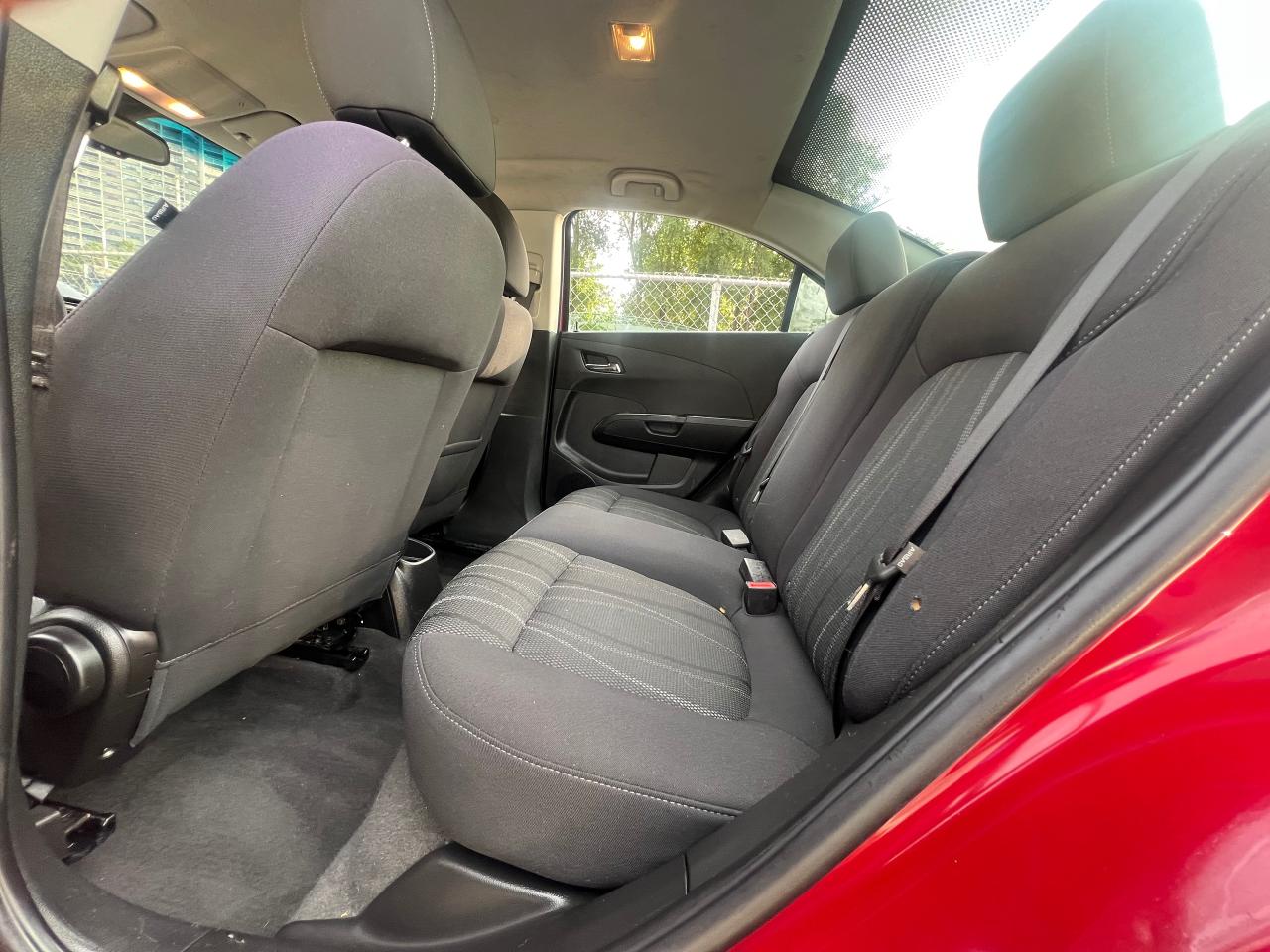 2015 Chevrolet Sonic LT-EXT CLEAN-BK CAM-BlUETOOTH-HEATED Seats - Photo #11