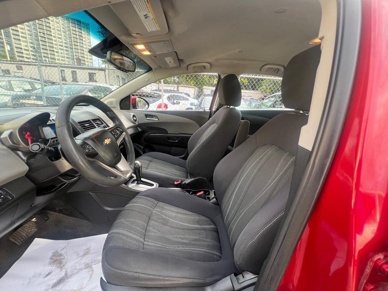 2015 Chevrolet Sonic LT-EXT CLEAN-BK CAM-BlUETOOTH-HEATED Seats - Photo #10