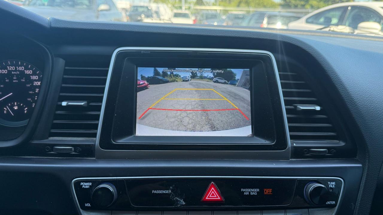 2019 Hyundai Sonata ESSENTIAL - Photo #16