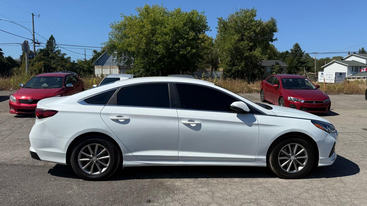 2019 Hyundai Sonata ESSENTIAL - Photo #6