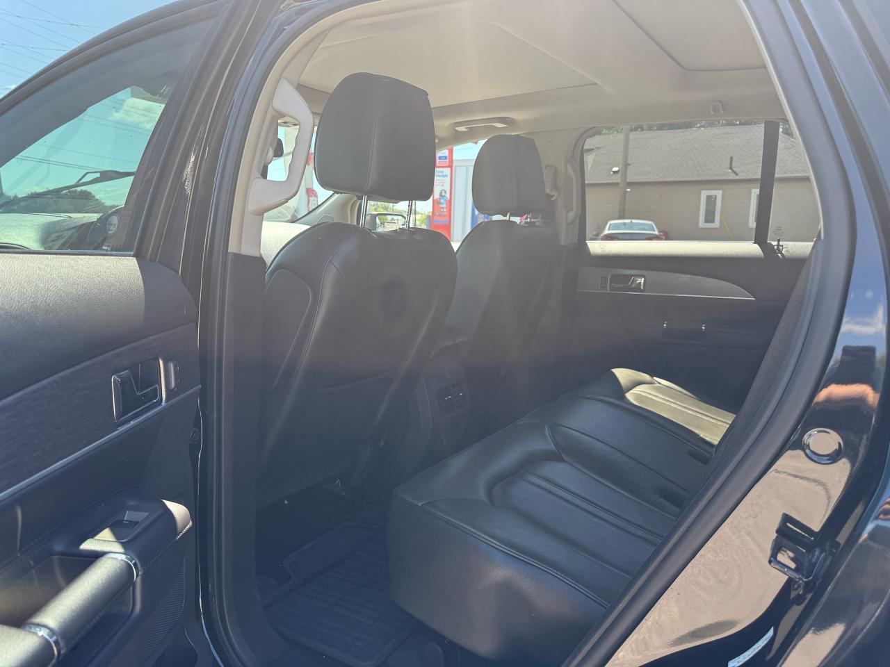 2013 Lincoln MKX  - Photo #7