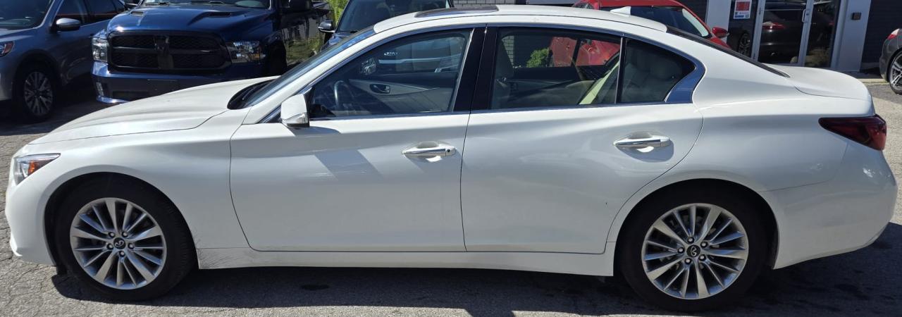 2021 Infiniti Q50 LUXE / NO ACCIDENTS / LEATHER / ROOF / AWD - Photo #2