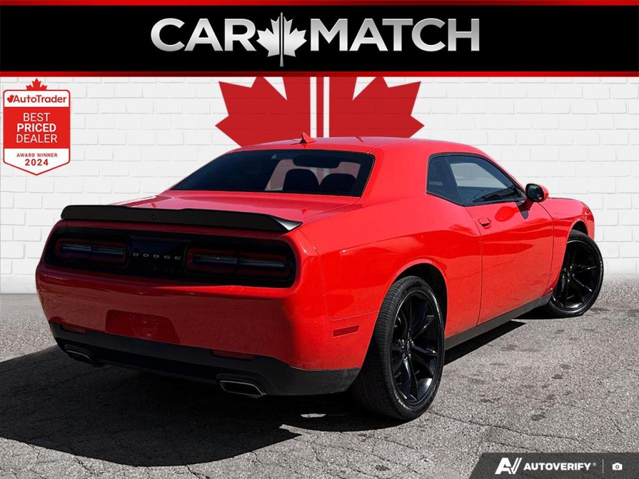 2018 Dodge Challenger SXT / NAV / HTD SEATS / ALPINE SOUND SYSTEM / AUTO - Photo #4