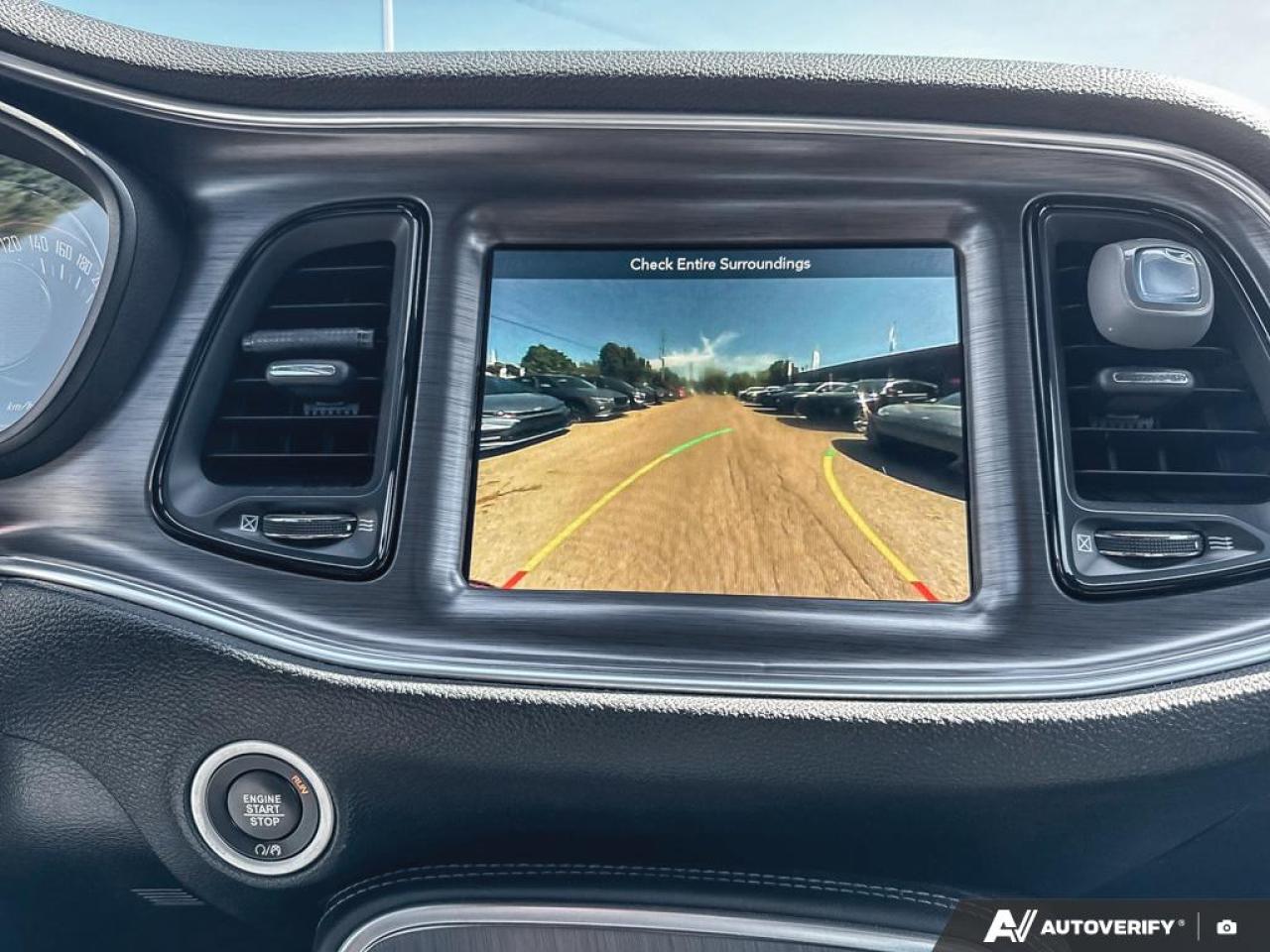 2018 Dodge Challenger SXT / NAV / HTD SEATS / ALPINE SOUND SYSTEM / AUTO - Photo #14