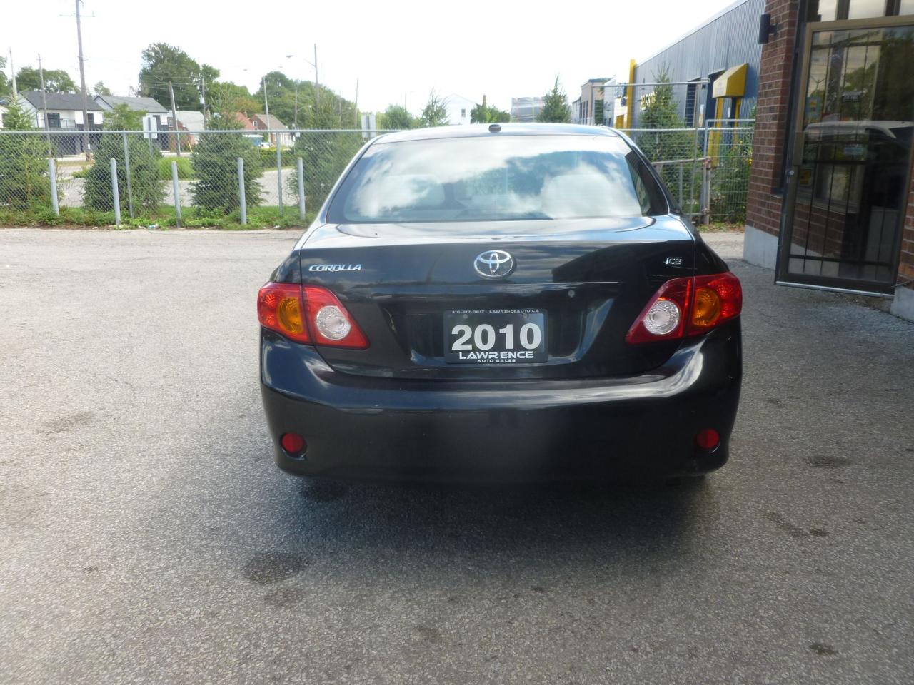 2010 Toyota Corolla CE - Photo #4
