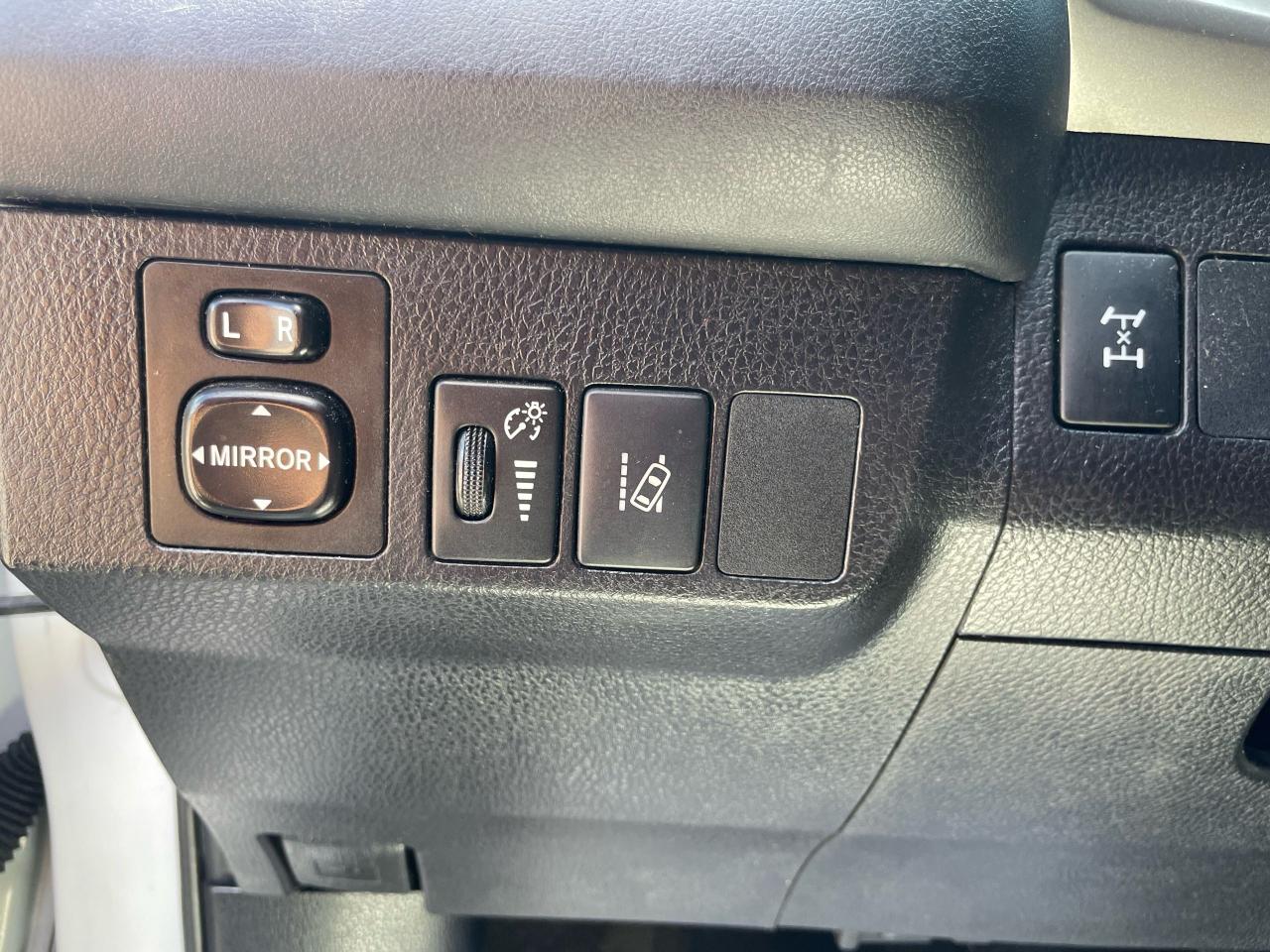 2017 Toyota RAV4 LE - Photo #19