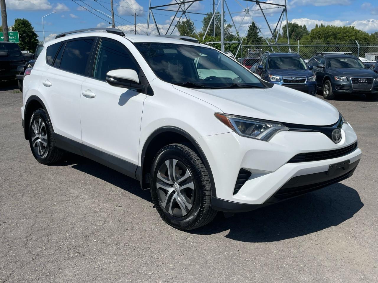 2017 Toyota RAV4 LE - Photo #7