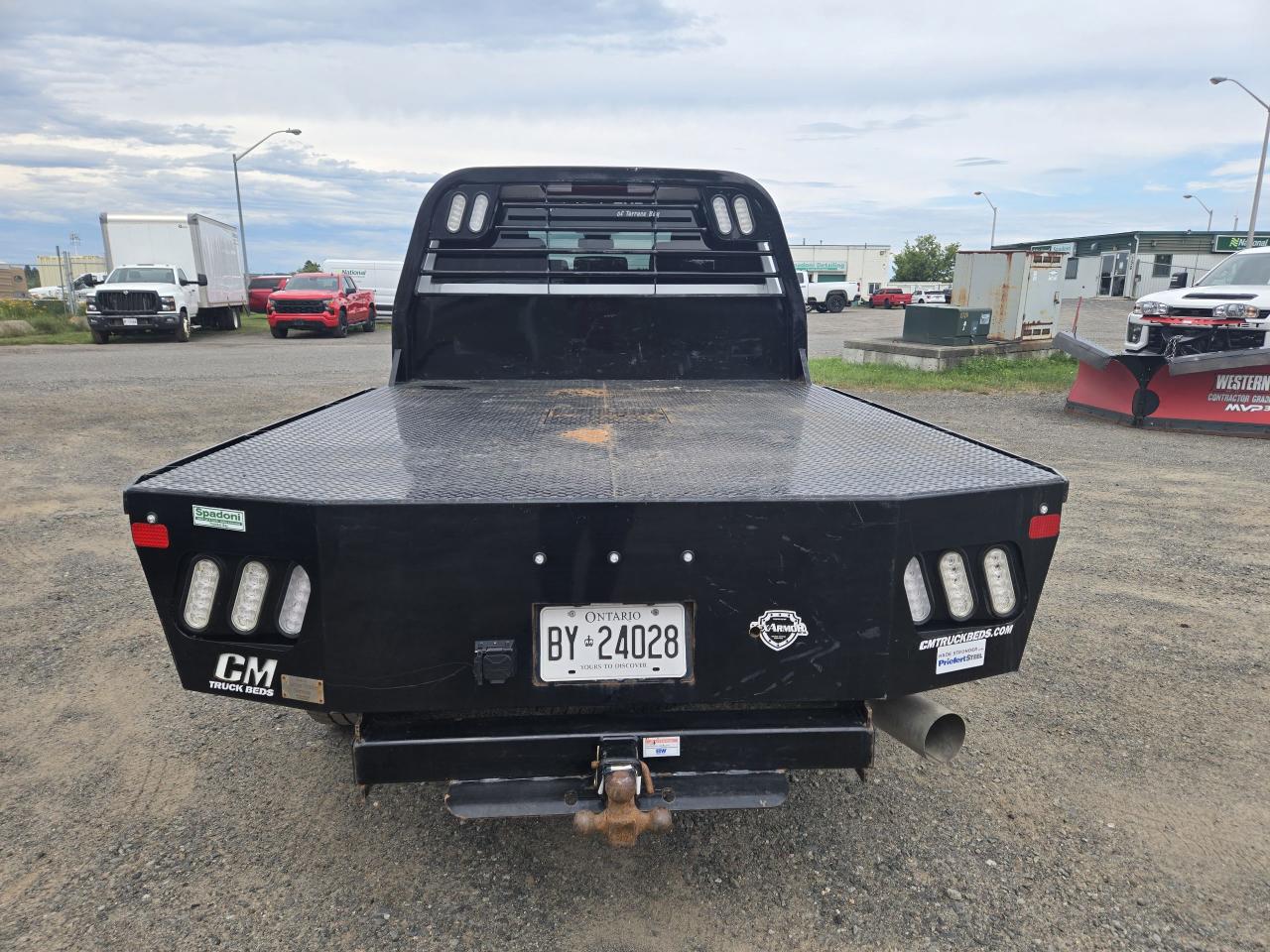 2024 GMC Sierra 3500 PRO FLATDECK - Photo #5