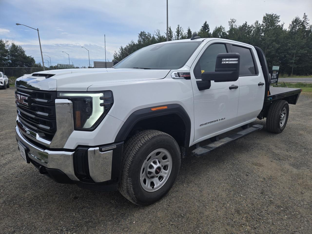 Used 2024 GMC Sierra 3500 PRO FLATDECK for sale in Thunder Bay, ON