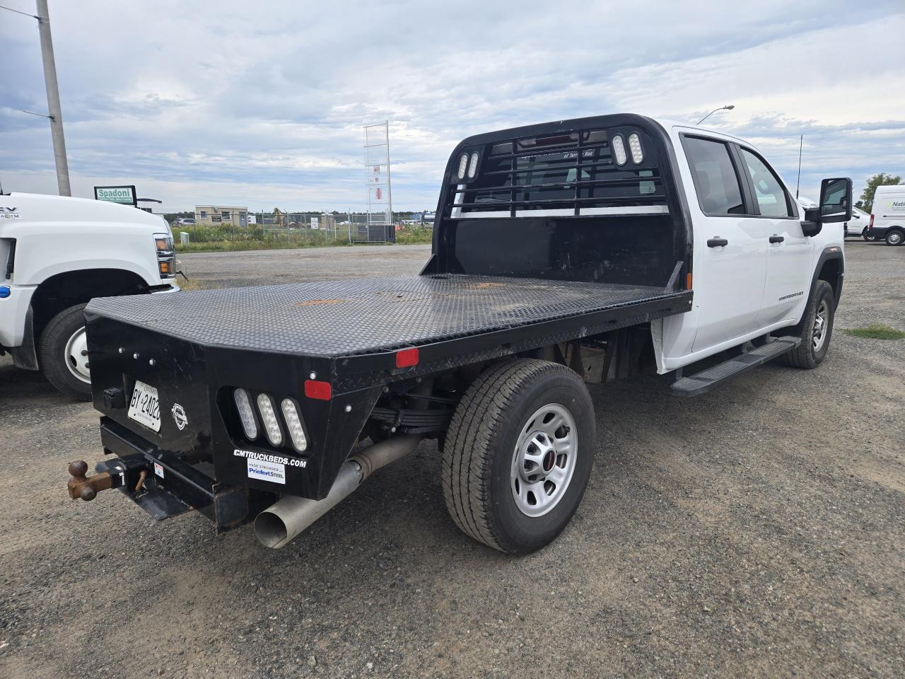 2024 GMC Sierra 3500 PRO FLATDECK - Photo #4