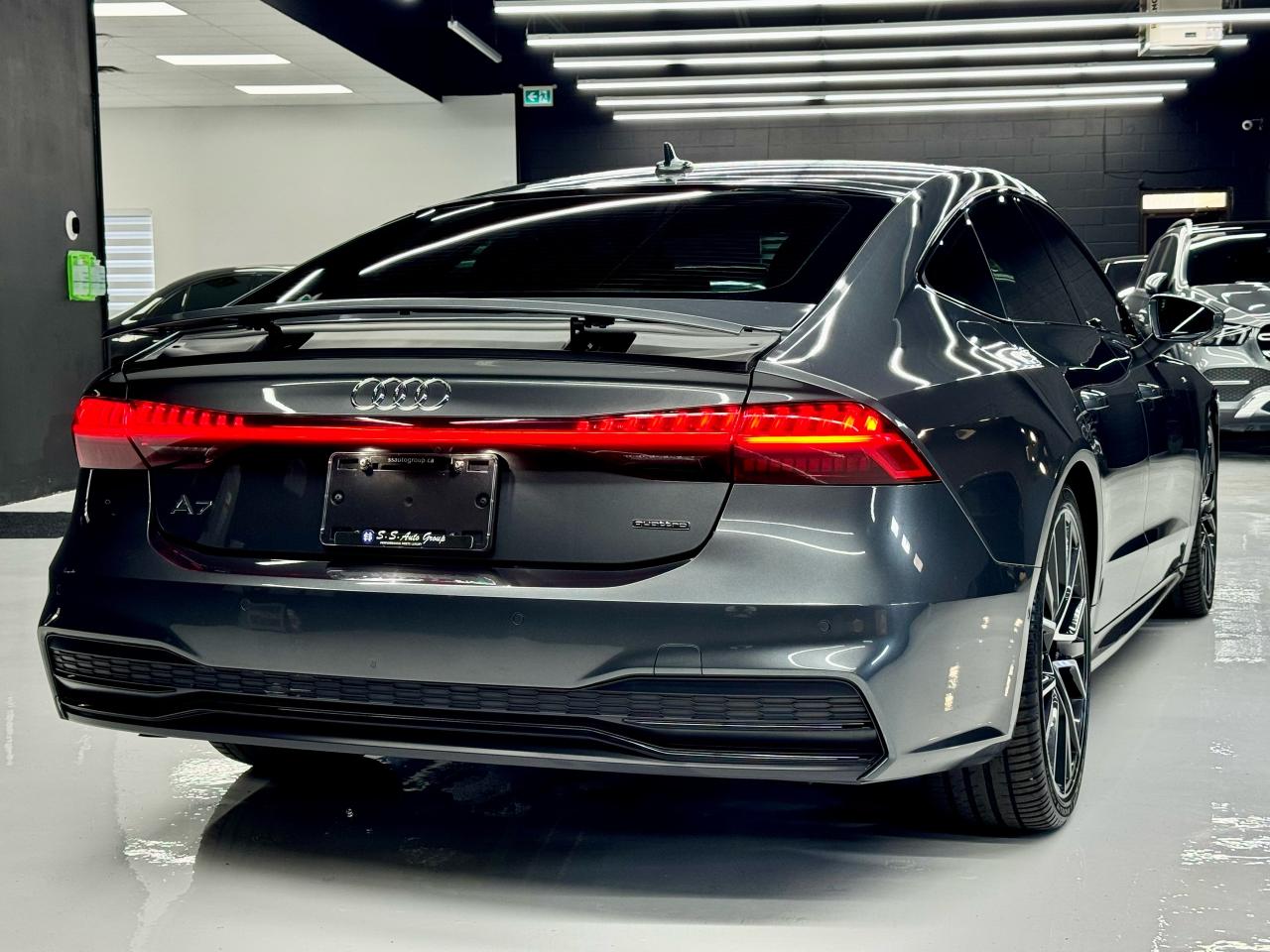 2019 Audi A7 TECHNIK S-LINE|360CAM|NAV|BSM|FCW|LKA|B&O|HUD| - Photo #4