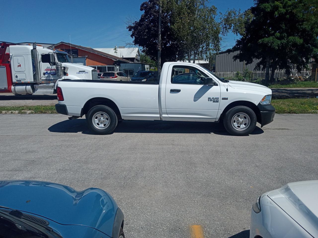 2020 RAM 1500 Classic TRADESMAN - Photo #4