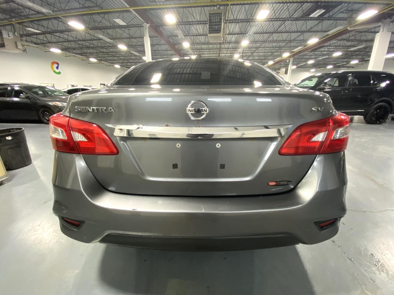 2018 Nissan Sentra SV - Photo #4