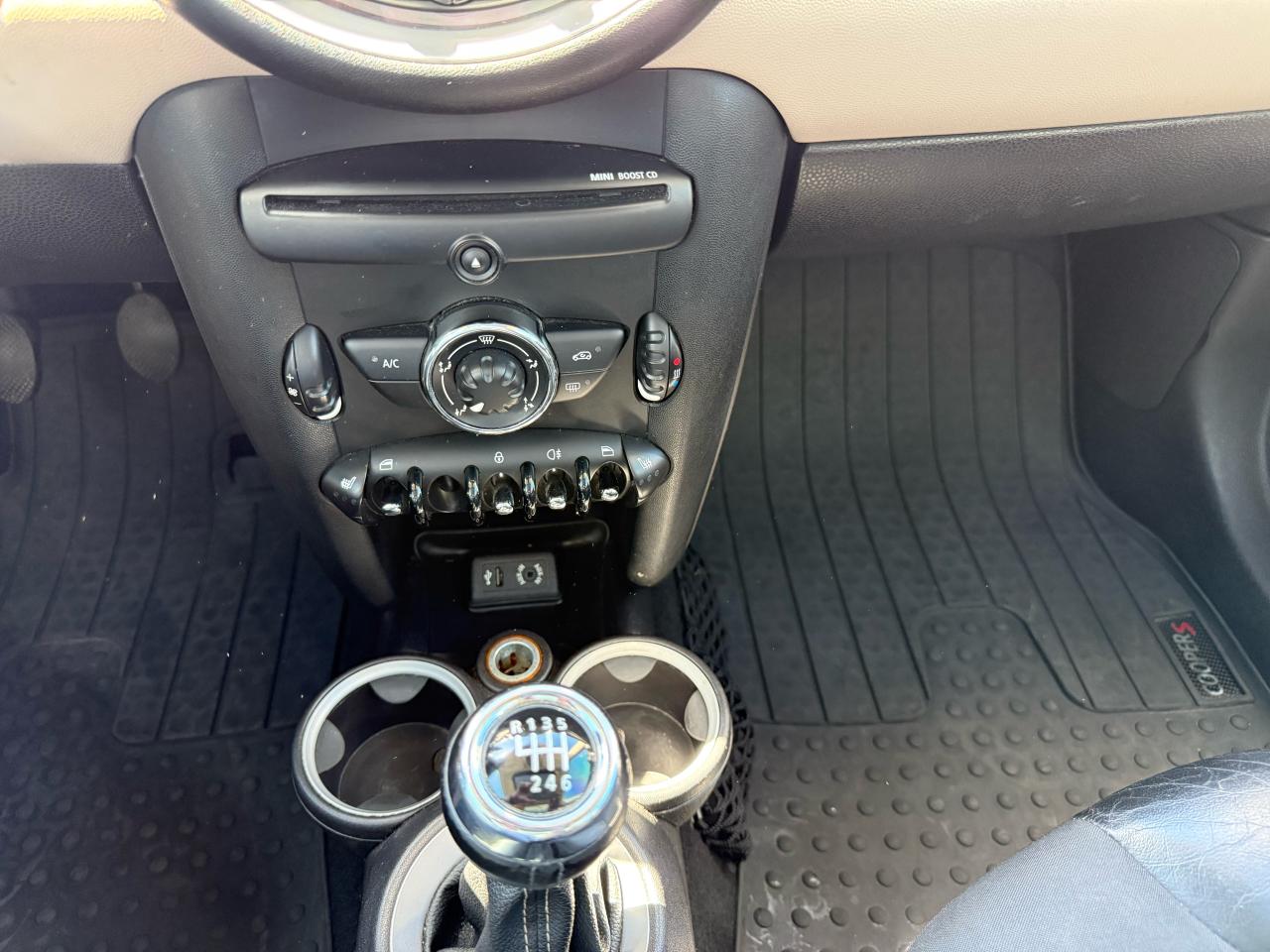 2013 MINI Cooper  - Photo #12