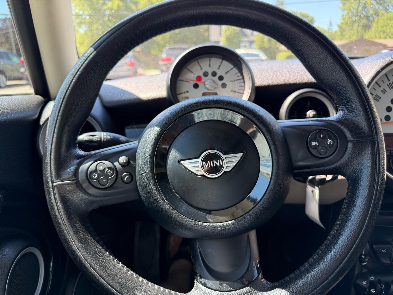 2013 MINI Cooper  Photo