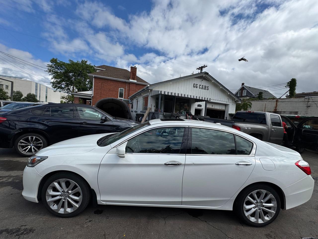 2015 Honda Accord V6 Auto Touring | CERTIFIED | NO ACCIDENTS - Photo #8