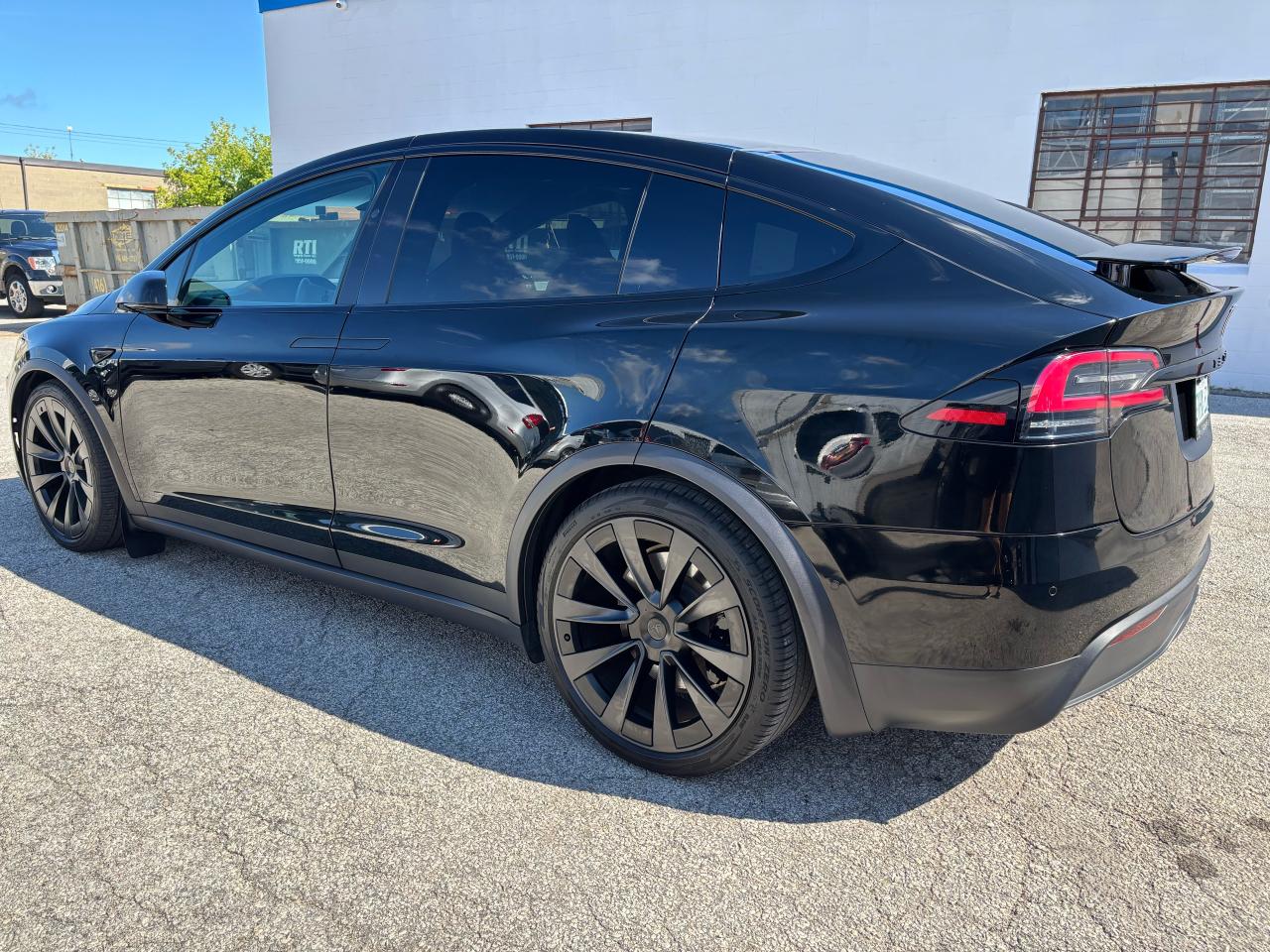 2023 Tesla Model X Standard Range - Photo #5