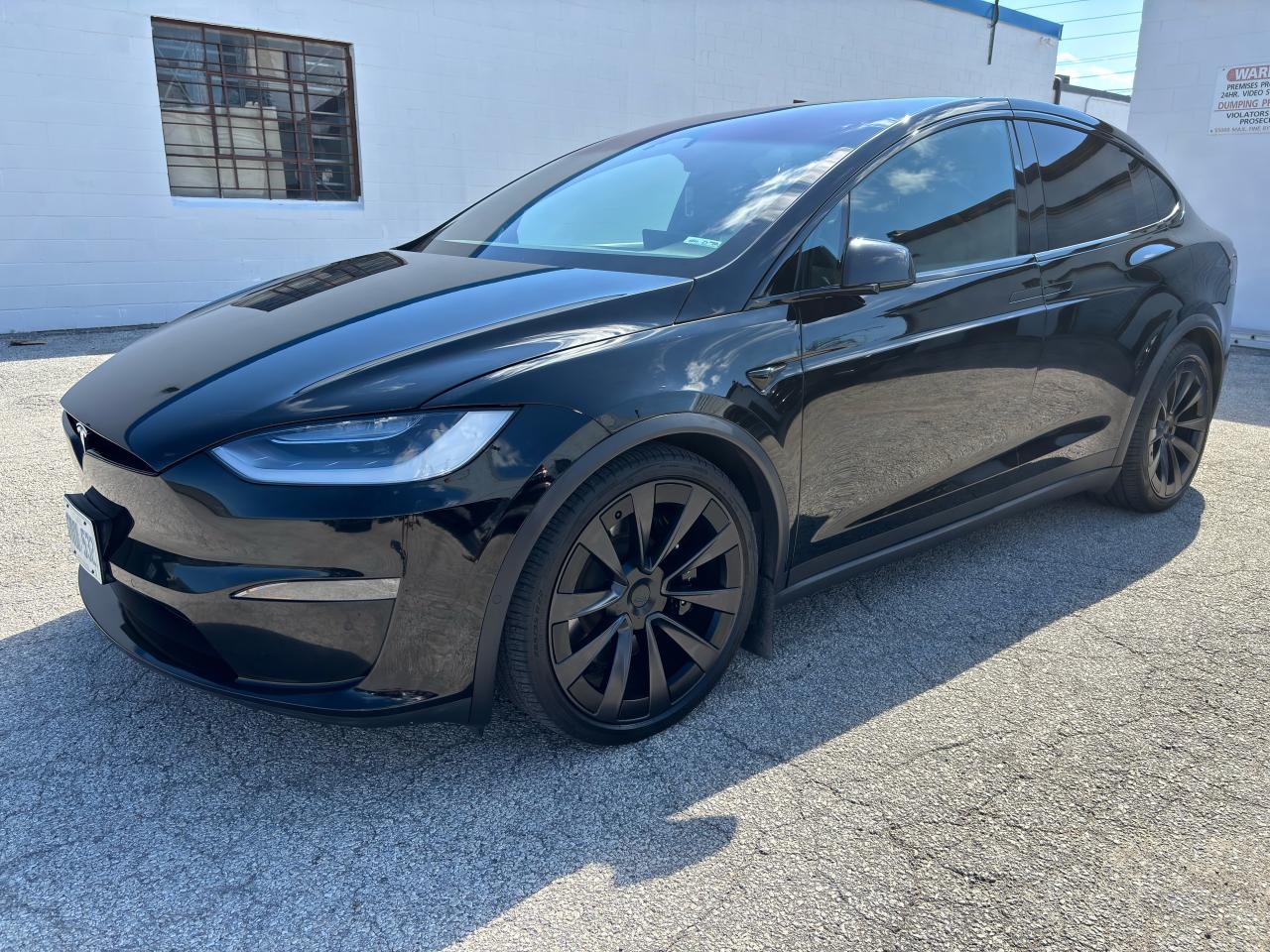 Used 2023 Tesla Model X Standard Range for sale in Toronto, ON