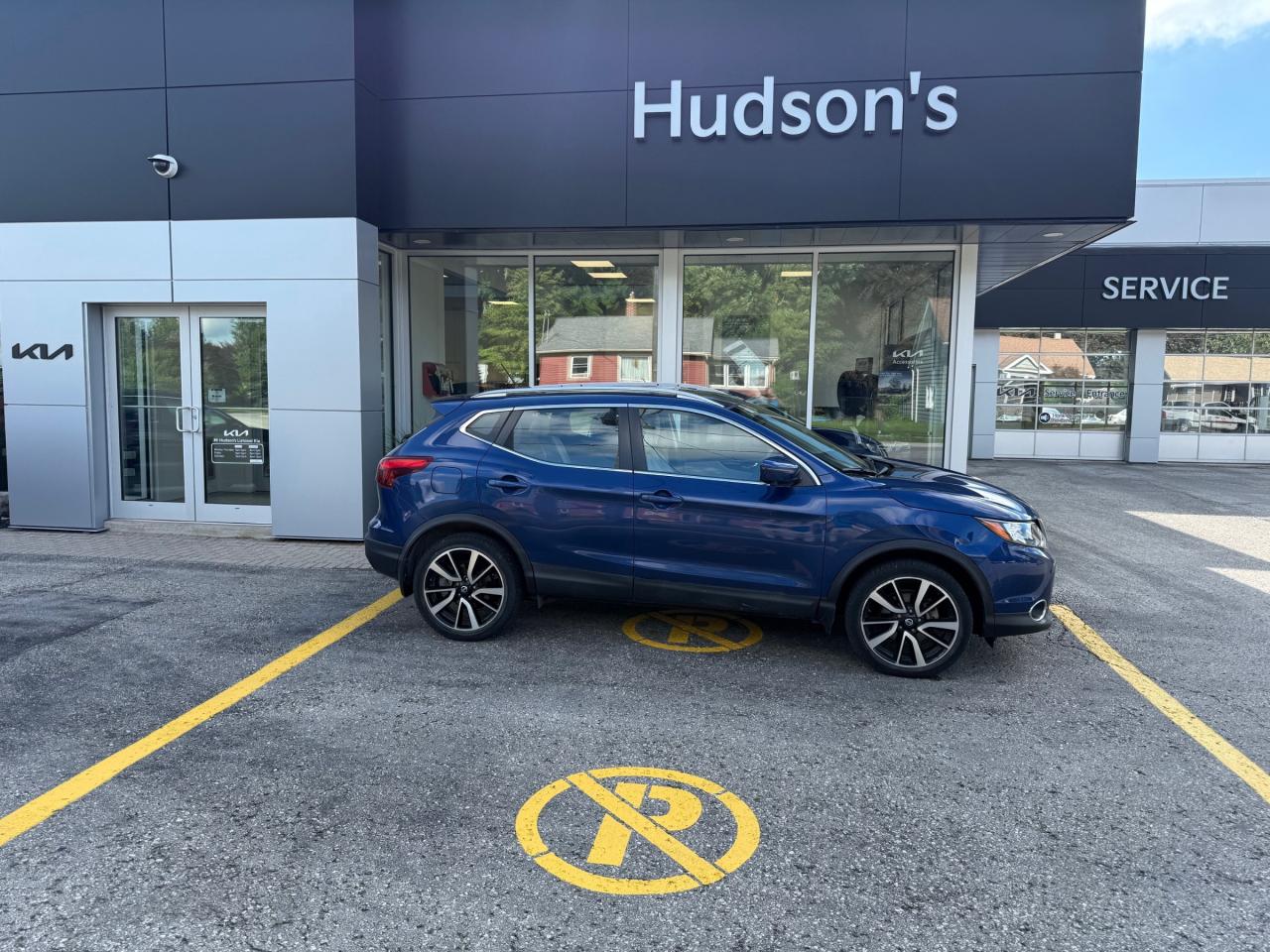 Used 2017 Nissan Qashqai SL | Navigation | Sunroof | 19