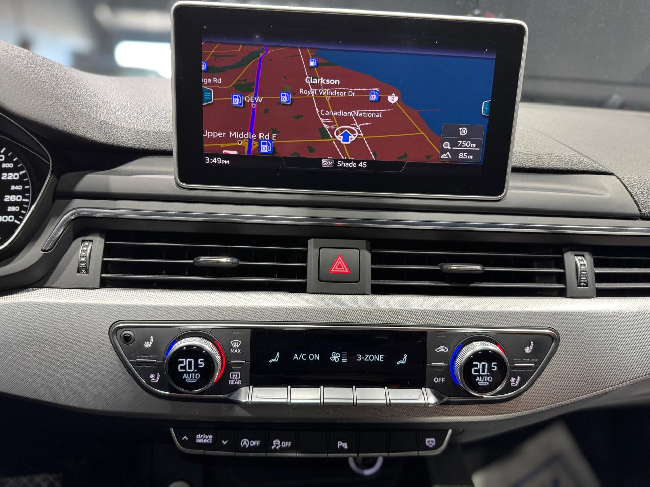 2017 Audi A4 4dr Sdn Auto Progressiv quattro - Photo #18