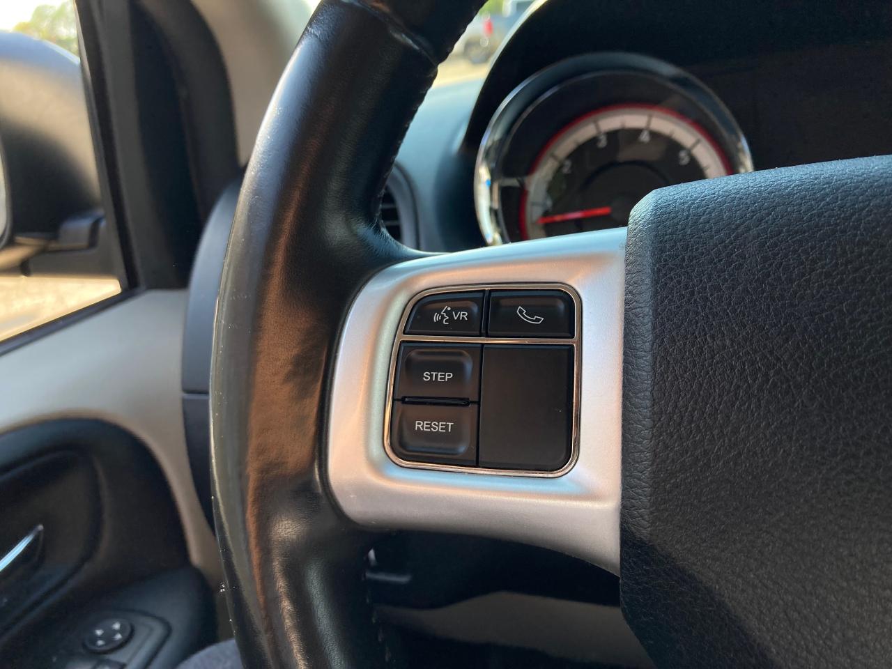 2013 Dodge Grand Caravan SXT - Photo #17