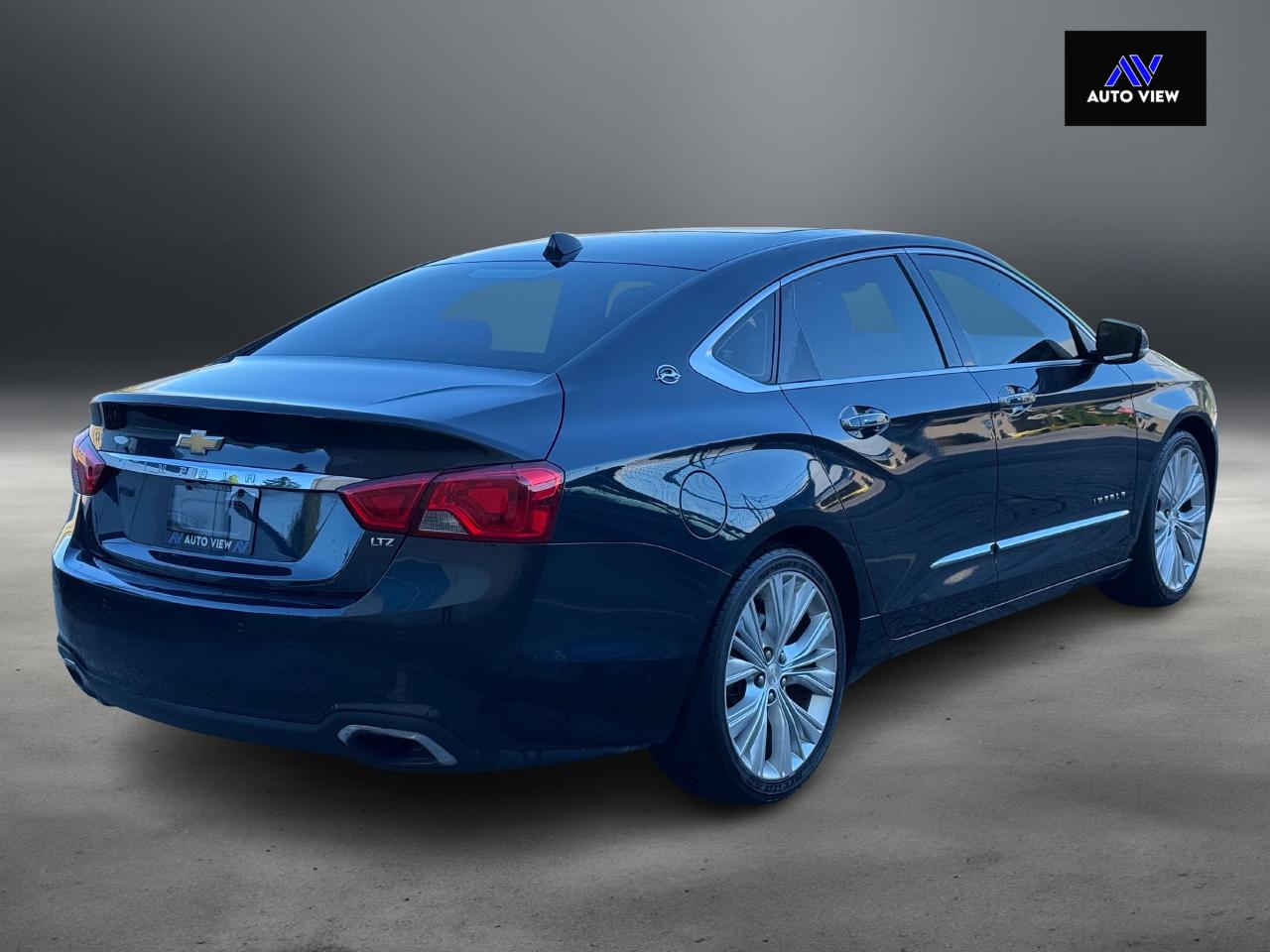 2014 Chevrolet Impala LTZ **FULLY LOADED MODEL** Photo4