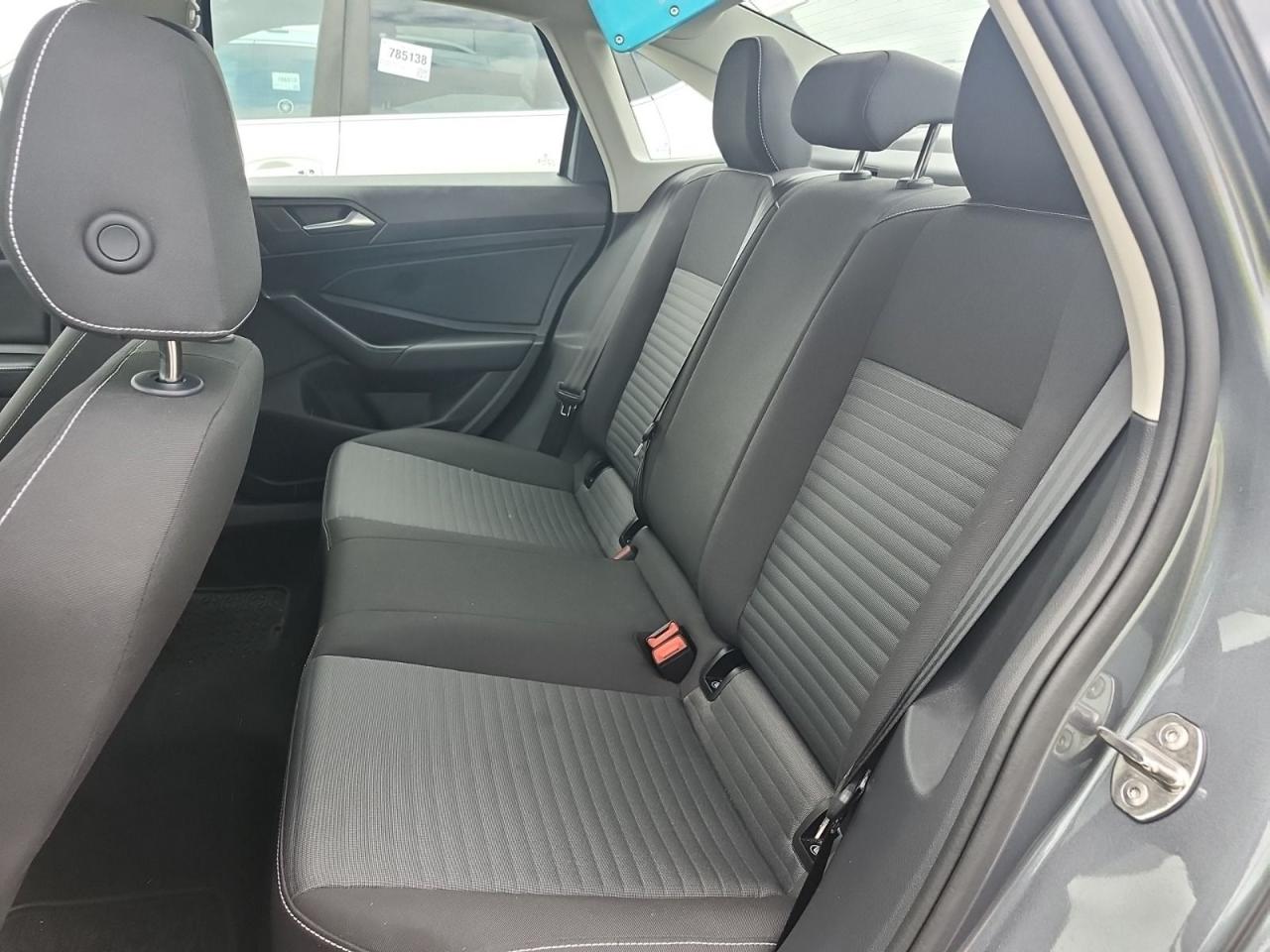 2025 Volkswagen Jetta TRENDLINE AUTO Photo3