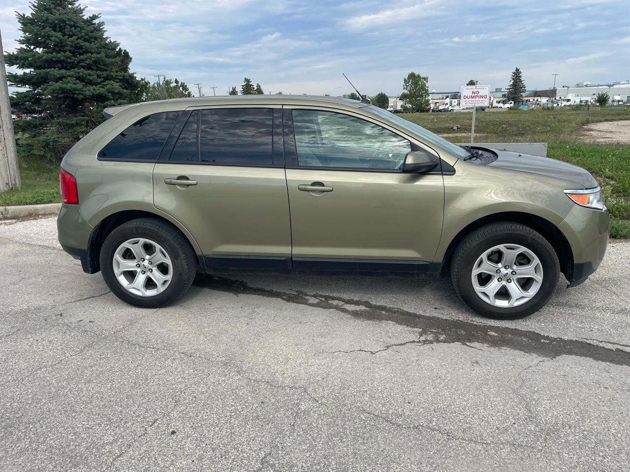 2013 Ford Edge SEL - Photo #4
