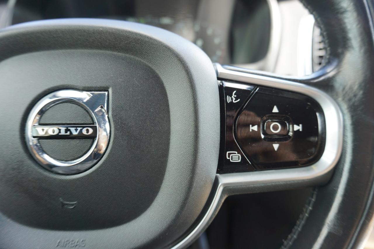 2017 Volvo XC90 T6 MOMENTUM AWD CERTIFIED *1 OWNER* CAMERA NAV BLUETOOTH LEATHER HEATED SEATS PANO ROOF CRUISE ALLOYS - Photo #35