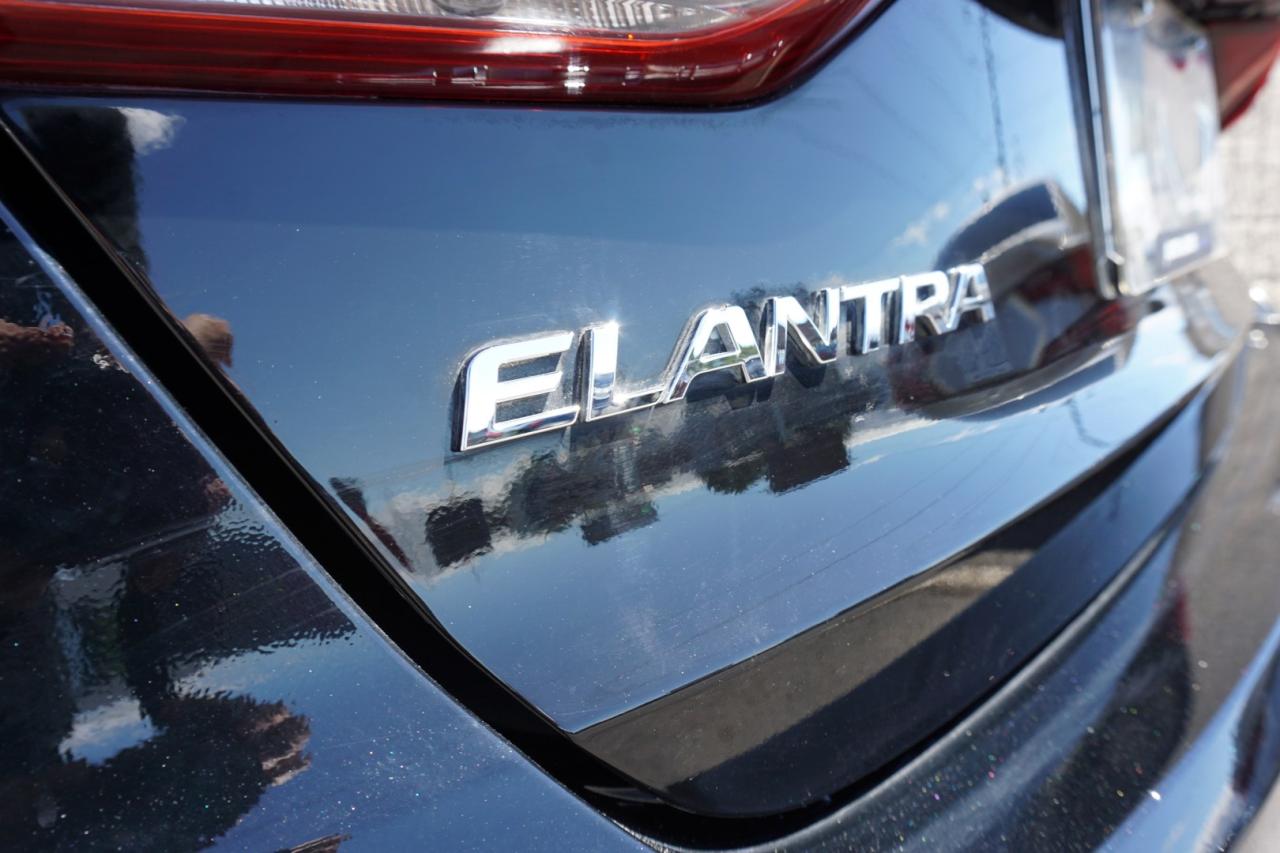 2018 Hyundai Elantra SEL CERTIFIED *ACCIDENT FREE* CAMERA BLUETOOTH HEATED SEATS SUNROOF CRUISE ALLOYS - Photo #33