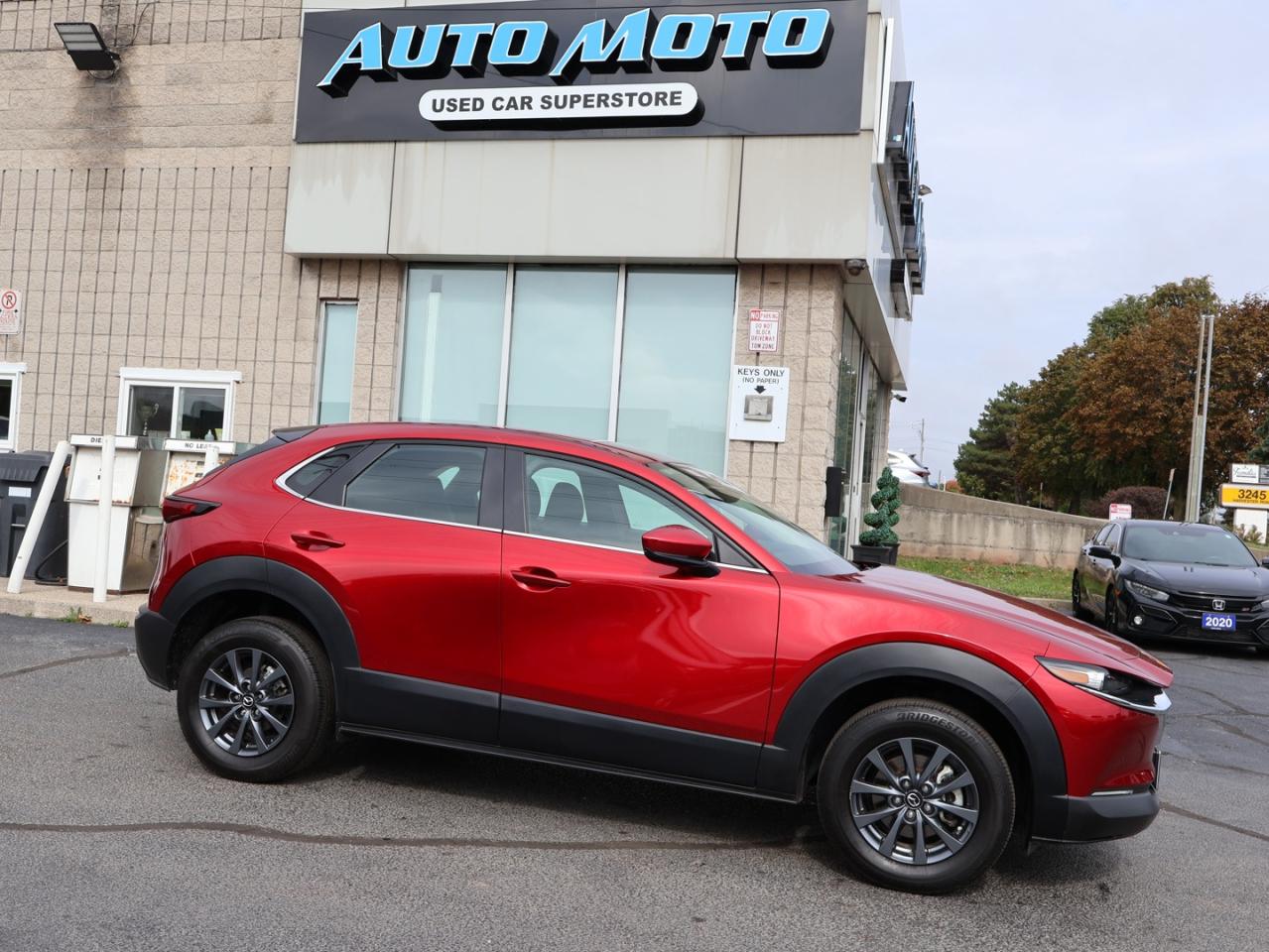 Used 2024 Mazda CX-30 SELECT AWD CERTIFIED *1 OWNER*ACCIDENT FREE* CAMERA BLUETOOTH HEATED SEATS CRUISE ALLOYS for sale in Burlington, ON