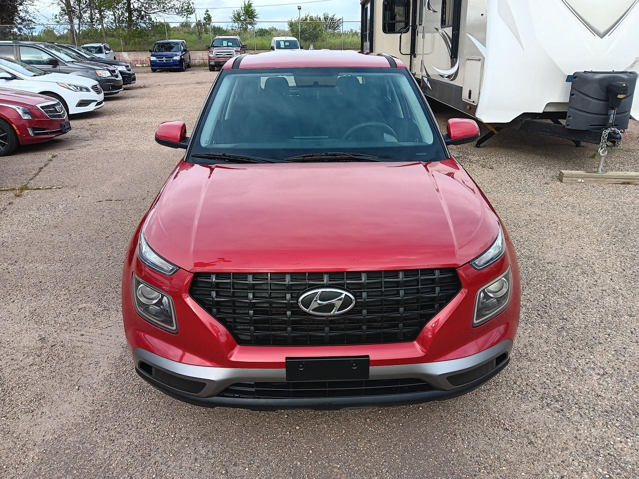 2020 Hyundai Venue Essential Heated Seats, BU Cam - Photo #2