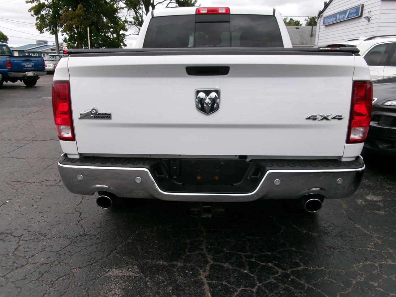2017 RAM 1500 Big Horn - Photo #3