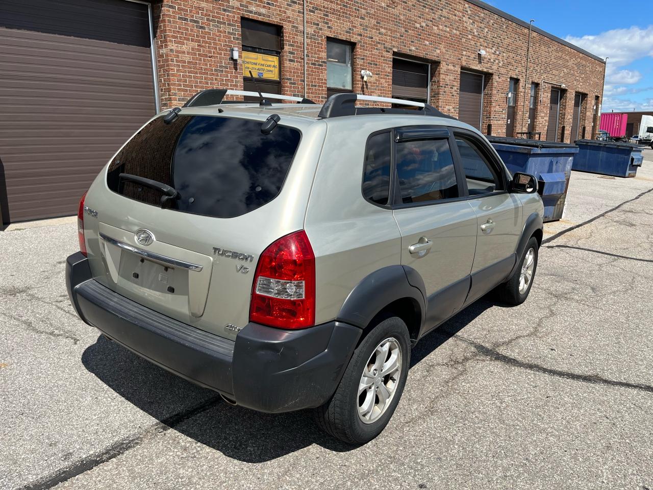 2009 Hyundai Tucson GL-V6-4WD-ONLY $2,490.00!! - Photo #2
