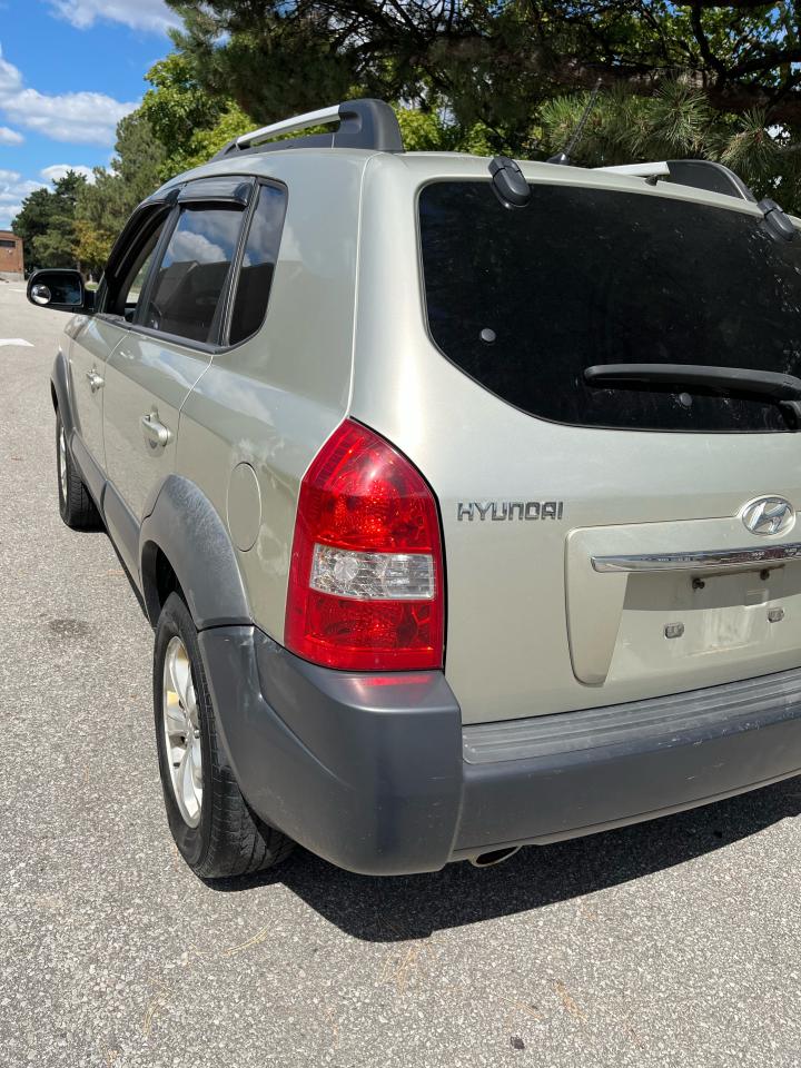 2009 Hyundai Tucson GL-V6-4WD-ONLY $1,999.00!! - Photo #12
